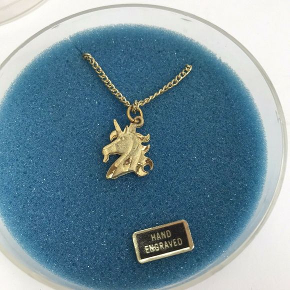 Vintage Unicorn Pendant Necklace Hand Engraved Fantasy Jewelry original box - Picture 6 of 8